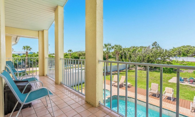 Calulantic Maison | Promotions de saison faciles! "Sunnyside Up" - Maison Piscine de luxe - 4BR / 3BA