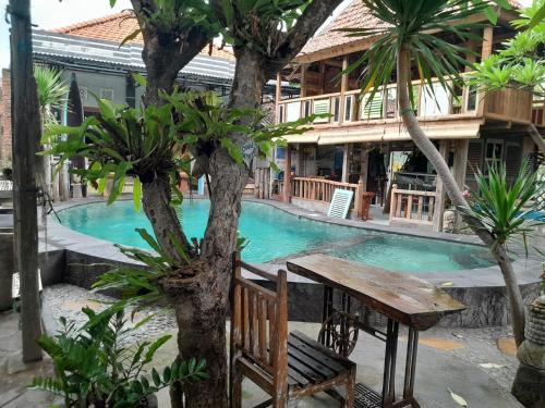 Tukad Mungga Lit Et Petit-Déjeuner | Sunrise Lodge & Lounge