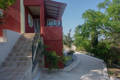 Kalata Maison | Sunrise Sanctuary