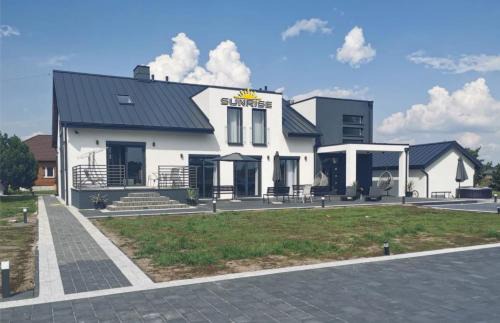 gmina Przyrow Villa | Sunrise Wola Mokrzeska Sala Bankietowa i Apartamenty