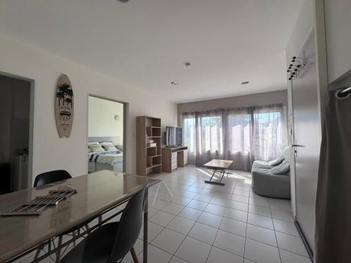 Aytre Appartement | Sunset Aparthotel Kiwi Residence