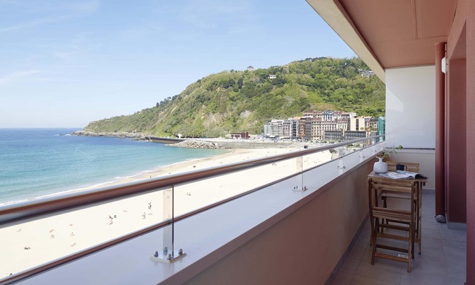 Gros Appartement | Sunset by FeelFree Rentals