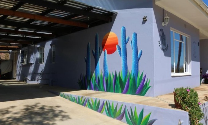 Barrydale Appartement | Sunset Cottage - Cheerful 1 Bedroom Cottage