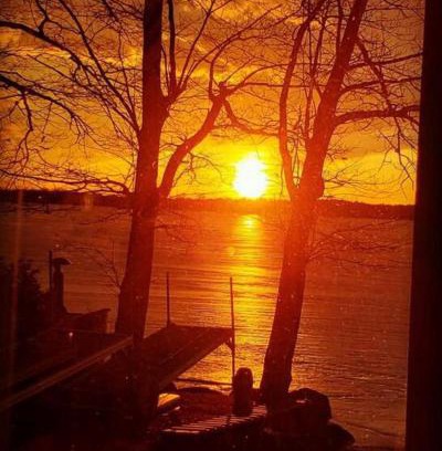 Venise-en-Quebec Villa | Sunset Heaven - Modern Lake House with Spa
