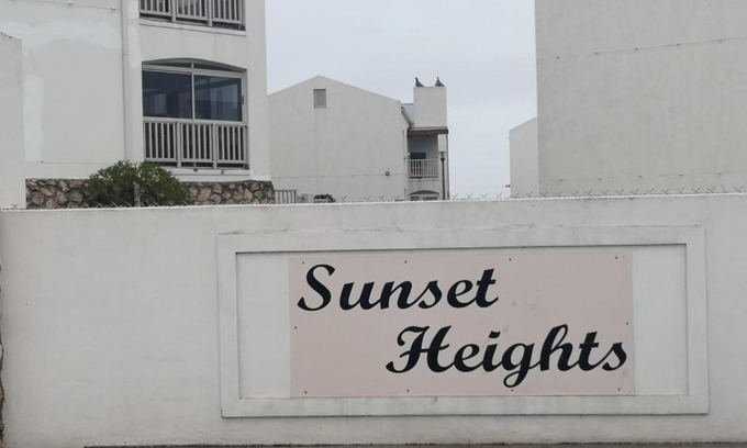 Mykonos Appartement | Sunset Heights, Sondela Close, Self Catering
