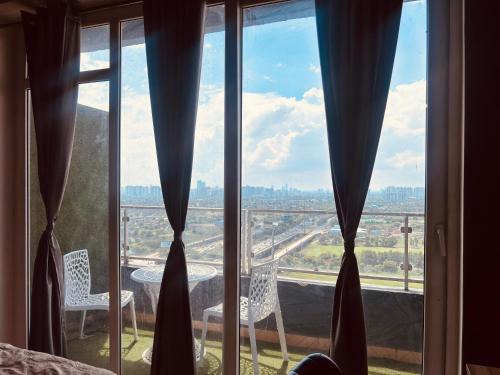 Greater Noida Maison | Sunset hollow