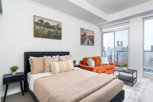 Garden District Appartement | Sunset View Studio by Eaton Centre