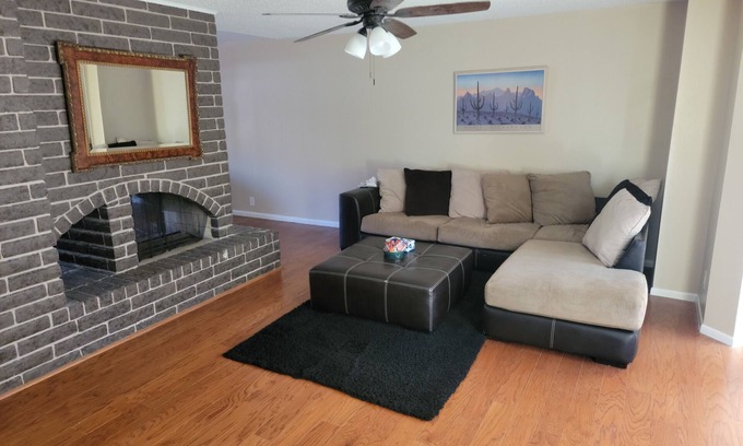 Thunderbird Copropriété | BEAUTIFUL CONDO POOL ON THE WEST SIDE MOUNTAIN VIEW.