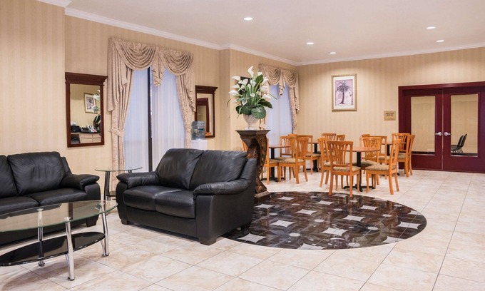 Brookshire Hôtel | Super 8 by Wyndham Brookshire TX