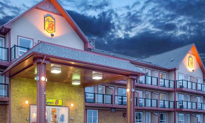 Caraquet Hôtel | Super 8 by Wyndham Caraquet