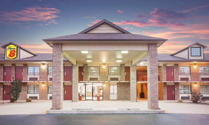 Clinton Hôtel | Super 8 by Wyndham Clinton