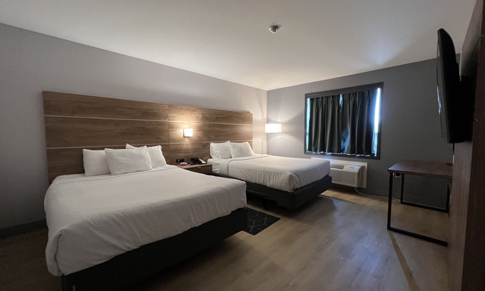 Cornwall Hôtel | Super 8 by Wyndham Cornwall ON