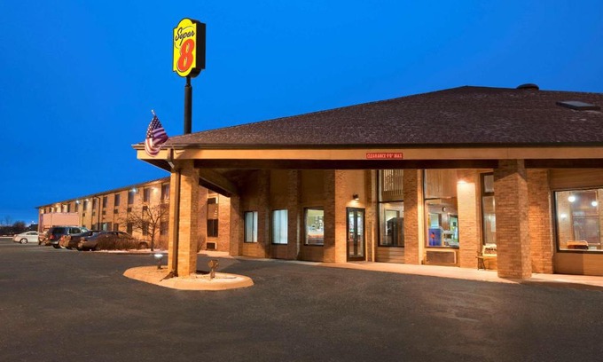 Green Bay Hôtel | Super 8 by Wyndham Green Bay I-43 Bus. Park