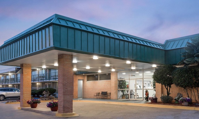 Hope Hôtel | Super 8 by Wyndham Hope