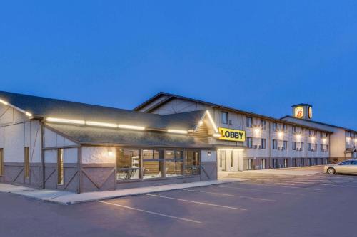 Mitchell Hôtel | Super 8 by Wyndham Mitchell