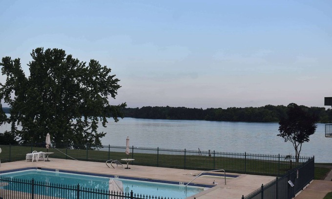 Riverside Hôtel | Super 8 by Wyndham Riverside AL