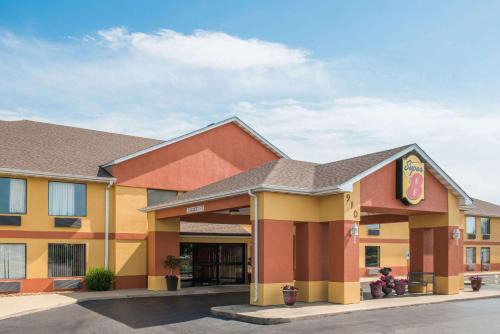 Troy Hôtel | Super 8 by Wyndham Troy IL/St. Louis Area