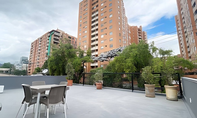 Santa Ana Maison | Super Apartment TV, Wi Fi and free parking