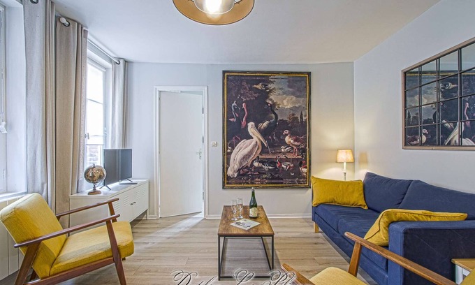 Enclos Appartement | Appt 2 chbres très calme au cœur du centre Historique- Duplex Le Pélican ★★★★