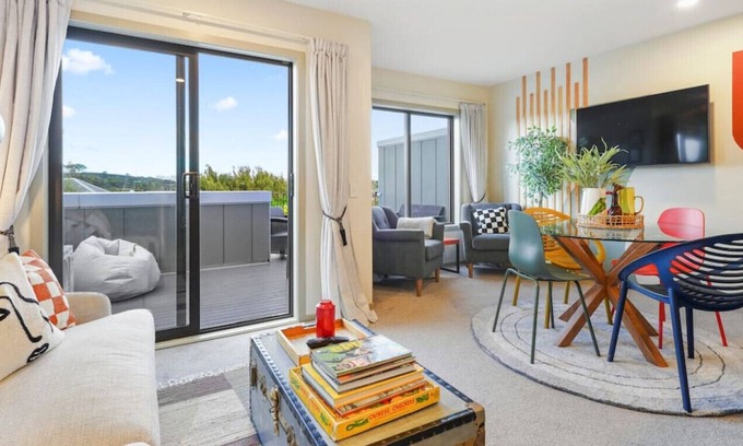 Albany Maison | Super Chic Apt nr Albany Mall | Carpark & Fibre