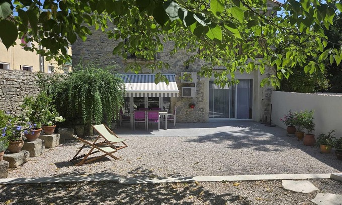 Saint-Bauzille-de-Montmel Maison | Superbe Maison de Village avec Jardin