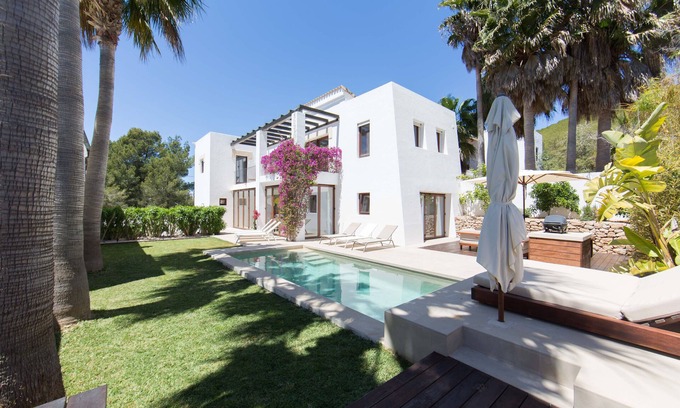 Santa Eulalia del Rio Villa | Villa de luxe à St Eulalia, à pied de toutes les commodités et de la plage, pas de voiture nécessaire