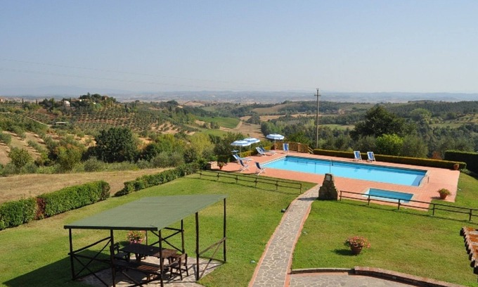 Montaione Villa | À distance de marche de la ville, super panoramique avec piscine privée et jardin, Wifi, AC