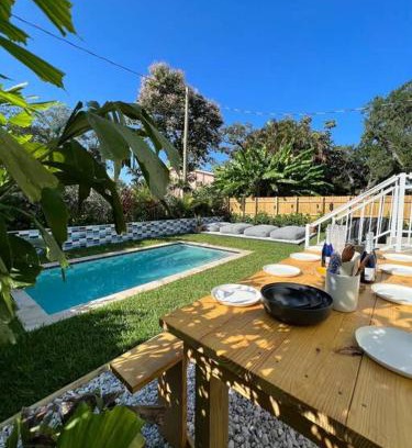 Edgewood Villa | Super stylish 4 BR Home Steps from the Fun