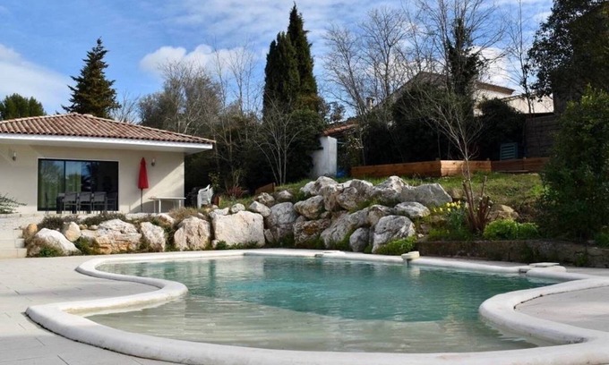 Guzargues Villa | Charmant Villa moderne, avec piscine, 20 minutes de Montpellier