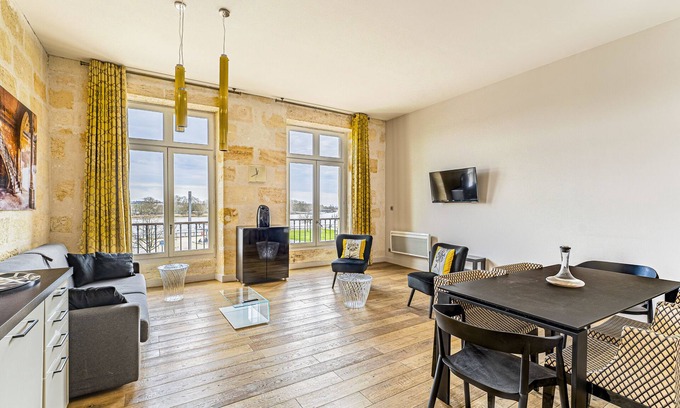 Grand Parc-Paul Doumer Appartement | Magnifique appartement 2 chambres avec vue sur la Garonne