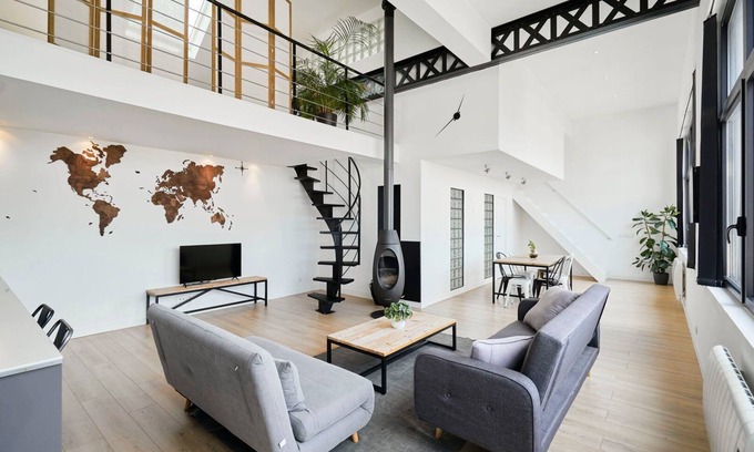 Tourcoing Appartement | Superbe loft en duplex 3 chambres + parking.