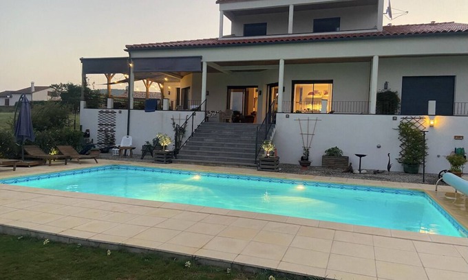 Treziers Villa | Villa 4 étoiles piscine privéé proche Mirepoix