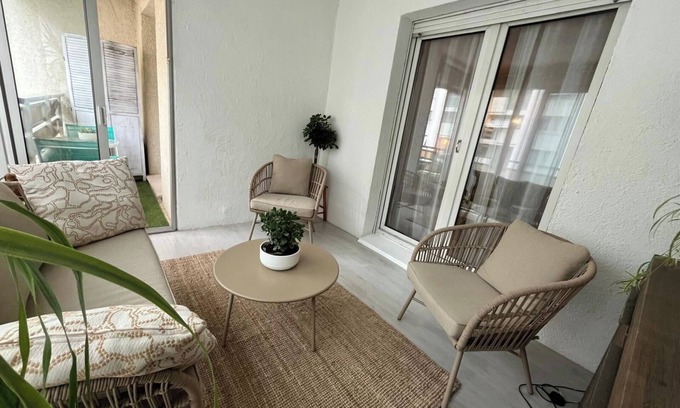 Saint-Roch Appartement | Superb apartment with swimming pool in summer from June to September