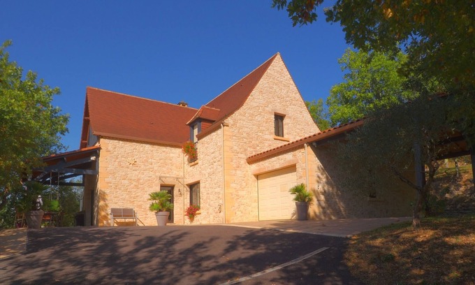 Marnac Villa | Superbe Villa de prestige, Dordogne, au cœur du Périgord Noir, piscine chauffée.