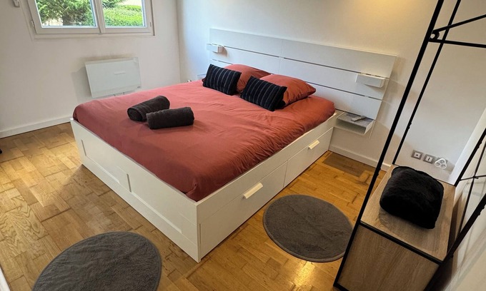 Beauvais Appartement | Superbe studio dans le centre ville de Beauvais. Central tout en étant au calme