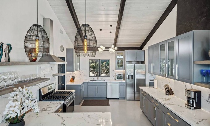 Santa Rosa Maison | Superb View Wine Country Oasis: Pool-Hottub-Sauna