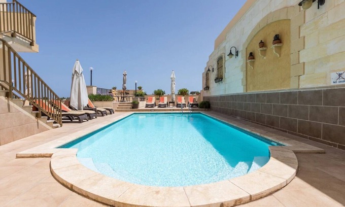 Santa Maria Estate Appartement | Superb villa 3, inviting pool and spacious outside space.Fully airconditioned.