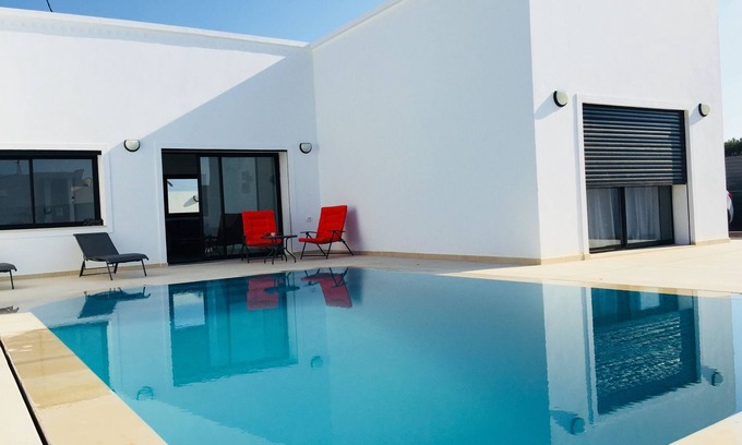 Aghir Maison | Superbe Villa Avec Piscine Djerba