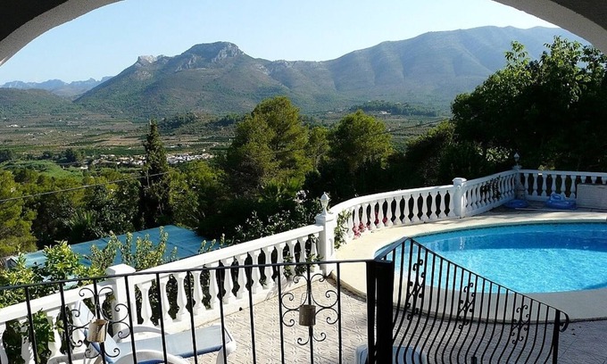 Alcalali Villa | Superbe Villa avec Montagne Superbe vue sur la vallée