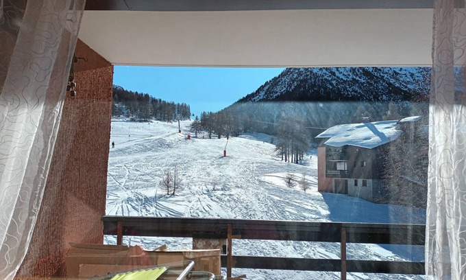 Montgenevre Appartement | Superbe 3-pièces au pied des pistes, plein sud