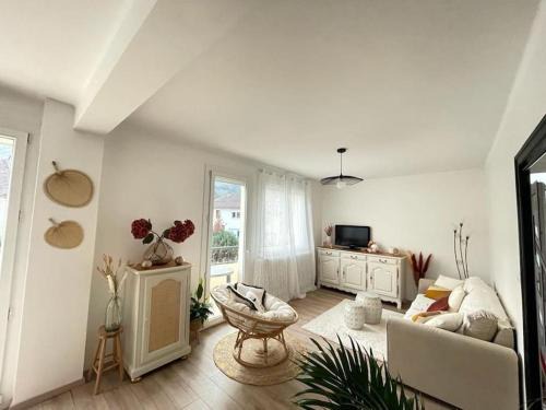 Vaux-les-Saint-Claude Appartement | Superbe appartement avec salle de jeux