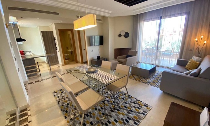 Ouahat Sidi Brahim Appartement | Superbe Appart Piscine & Loisirs