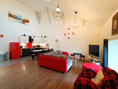 Chalons-en-Champagne Appartement | Superbe appartement type loft en duplex rue Buat