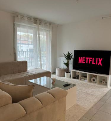 Villabe Appartement | Superbe Appartement - Near Paris