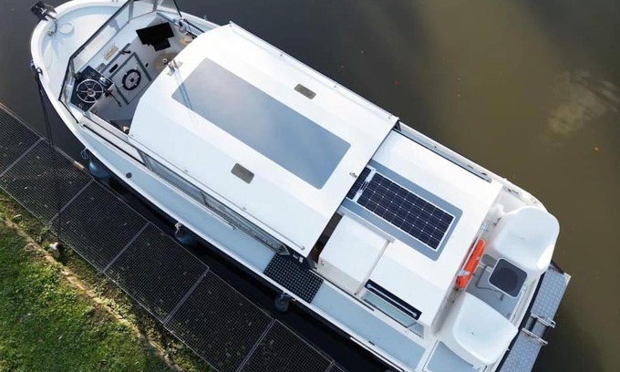 Fayt lez Manage Location De Bateaux | Superbe bateau découvrable avec parking gratuit