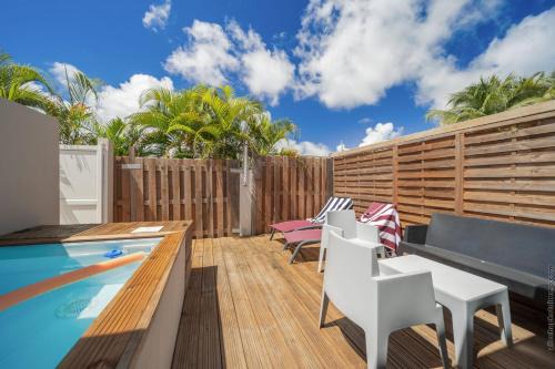 Sainte-Anne Appartement | Superbe Duplex T2 Grand Rivière 3 étoiles