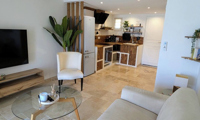 Saint-Vallier-de-Thiey Copropriété | maisonnette méditerranéenne dans résidence avec piscine