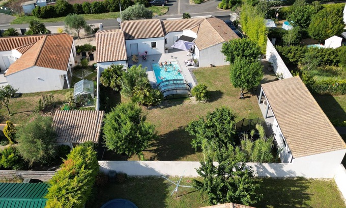 Aytre Villa | Superbe villa La Rochelle avec piscine 5ch