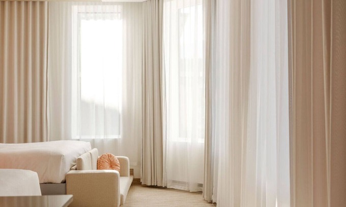 Saint-Roch Hôtel | Superior Suite 1 - Rose Hôtel Invisible