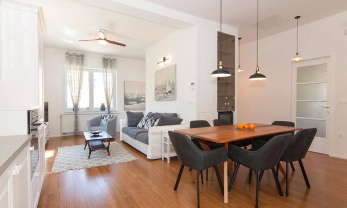 Izola Appartement | Superior Two Bedroom Apartment Villa Beatrice Izola